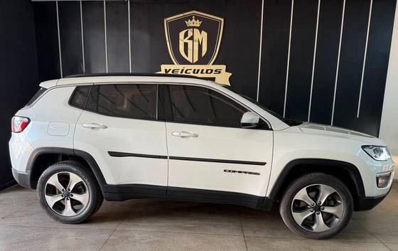 JEEP COMPASS 2.0 16V DIESEL LONGITUDE 4X4 AUTOMÁTICO JEEP COMPASS 2.0 16V DIESEL LONGITUDE 4X4 AUTOMÁTICO